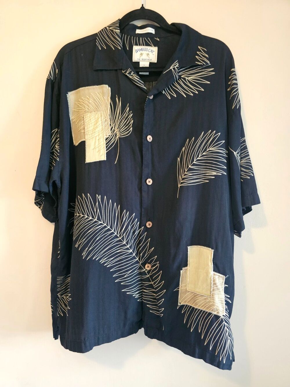 Bamboo Cay Shirt Mens Large-L Black patterned Button Up Short Sleeve Silk Cotton